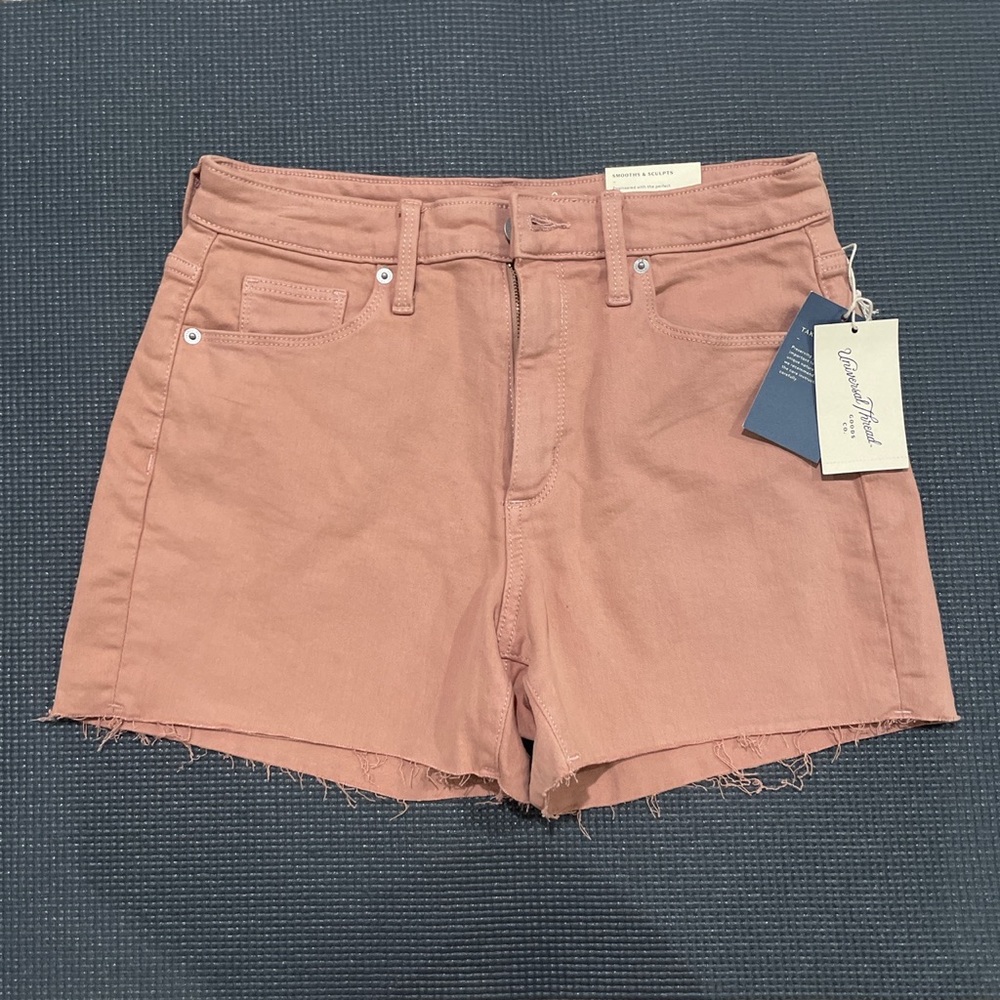 Universal Thread midi shorts